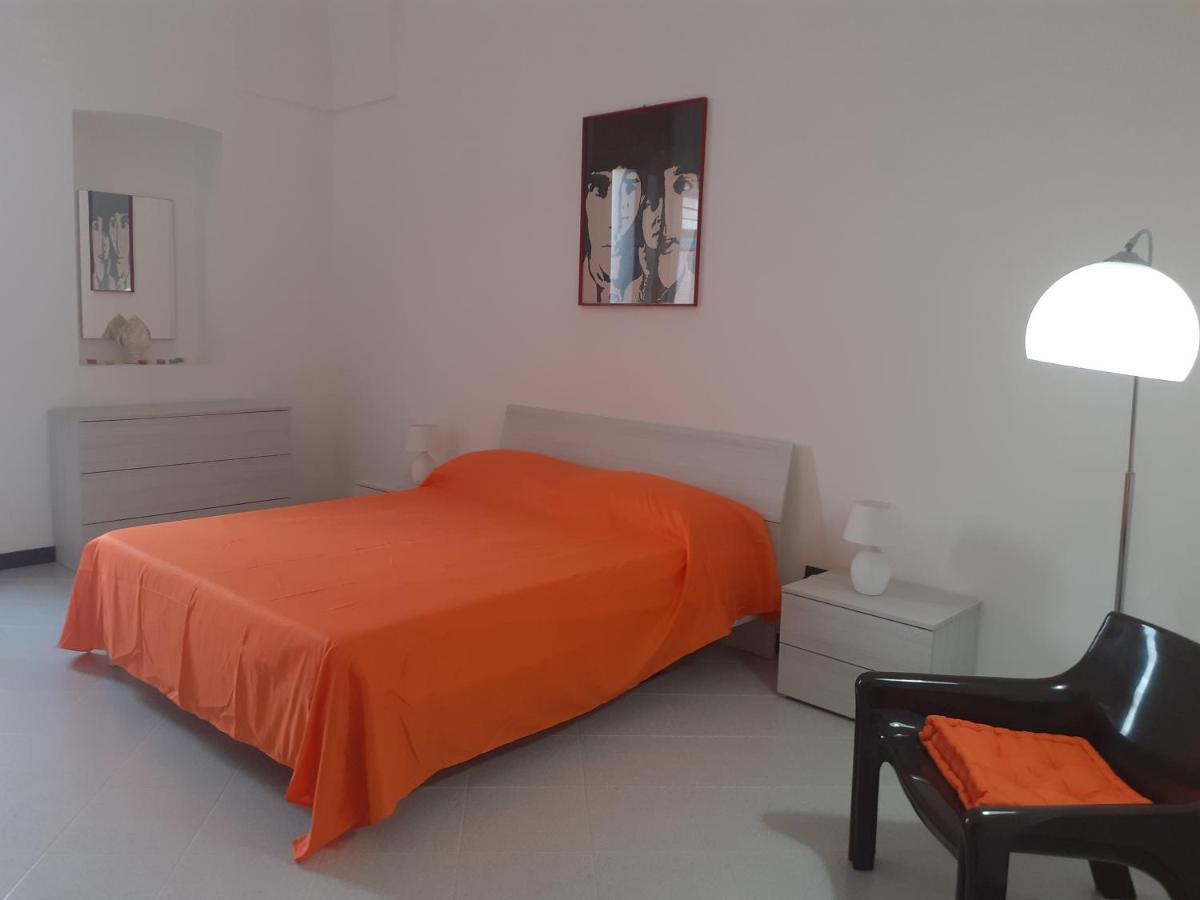 Happy House Salento Apartment Brindisi Eksteriør billede